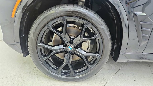 Used 2025 BMW X5 sDrive40i w/ M Sport Package image 66