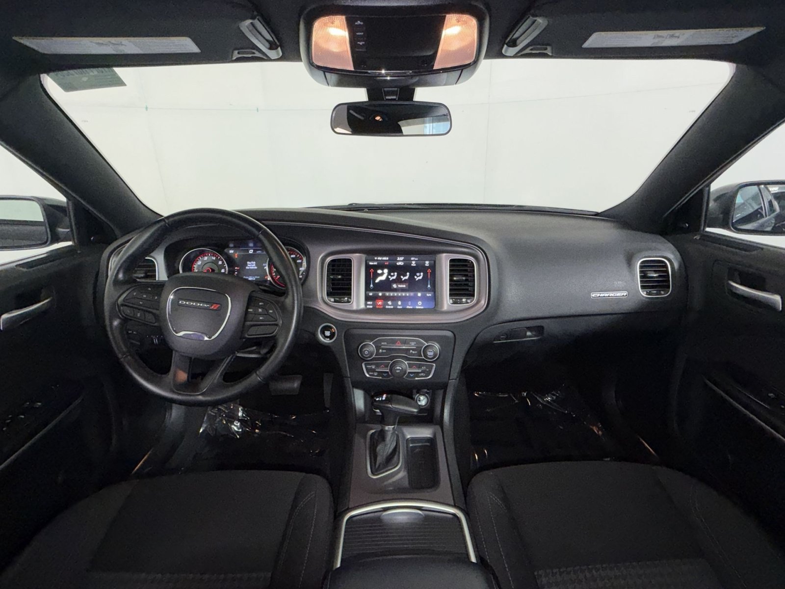 Used 2023 Dodge Charger SXT w/ Cold Weather Package RWD image 21