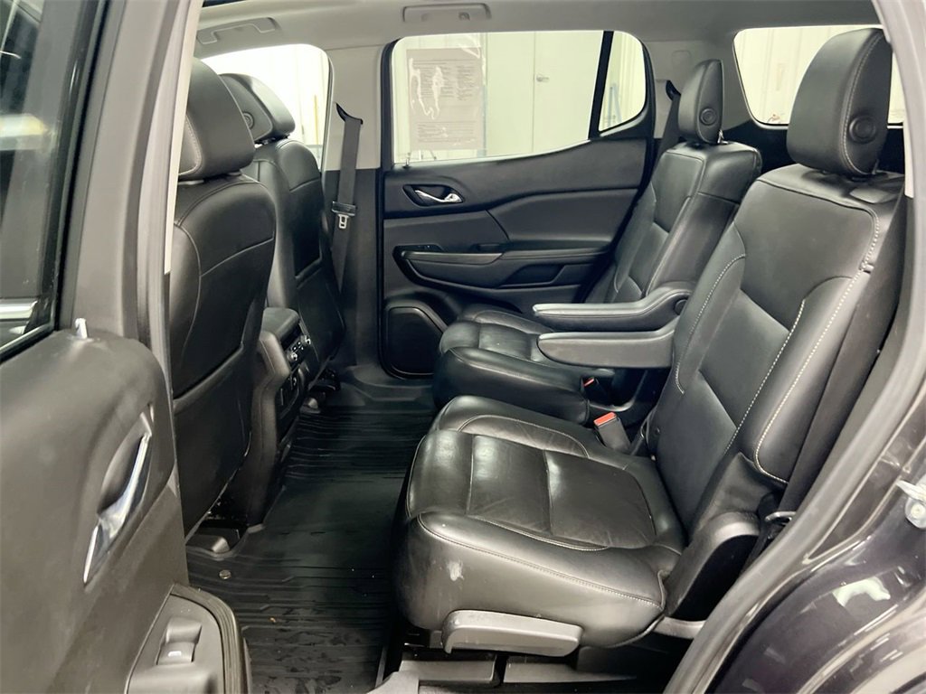 Used 2018 GMC Acadia SLT image 24