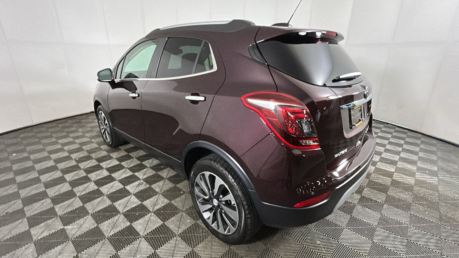 Used 2018 Buick Encore Preferred FWD image 5