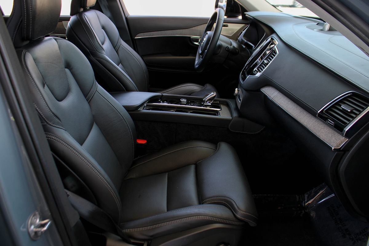 Used 2023 Volvo XC90 T8 Ultimate w/ Protection Package Premier AWD/4WD image 24