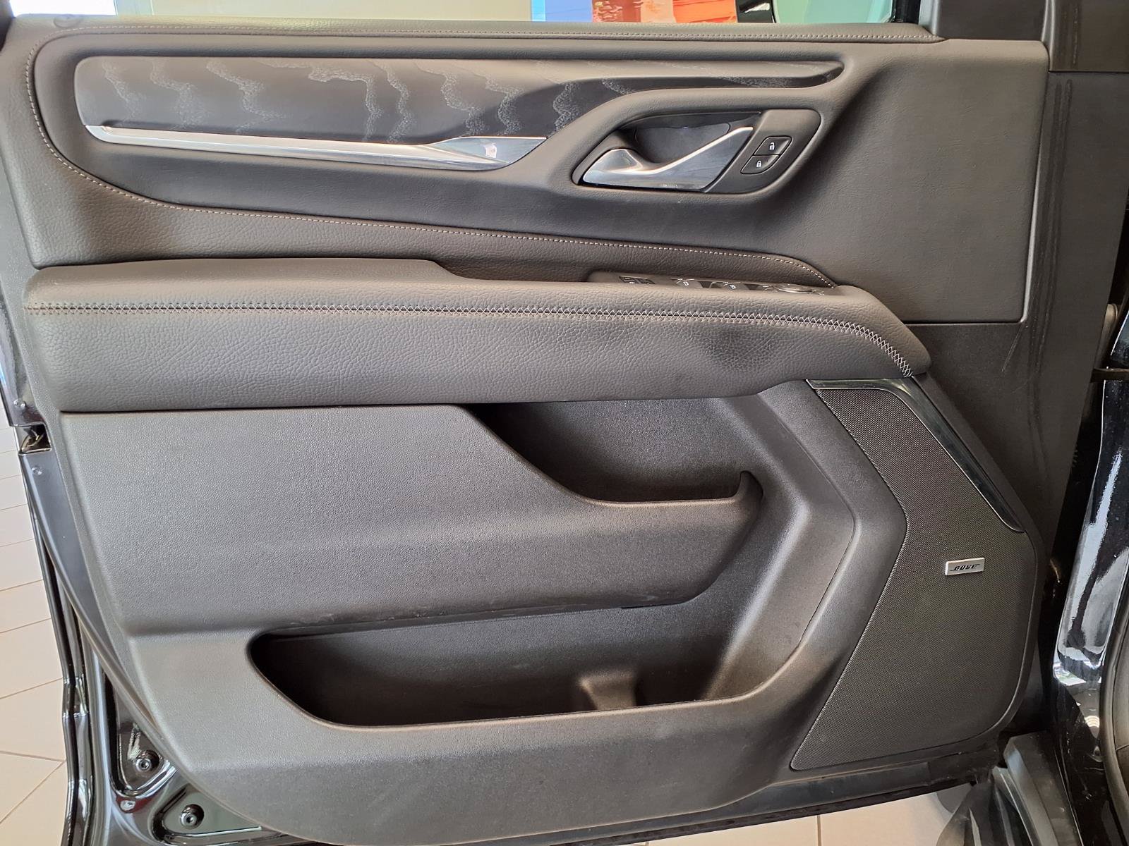 Used 2024 GMC Yukon Denali RWD image 20