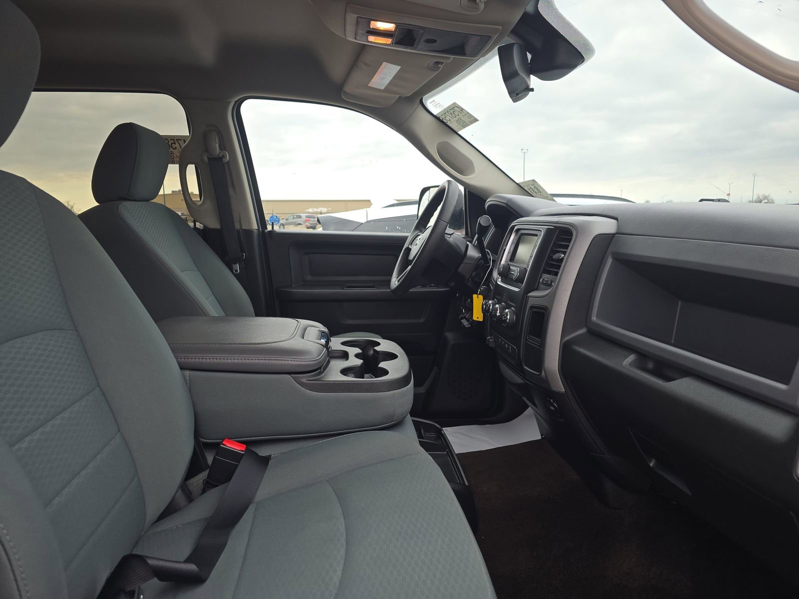 Used 2016 RAM 2500 Tradesman w/ Chrome Appearance Group image 15