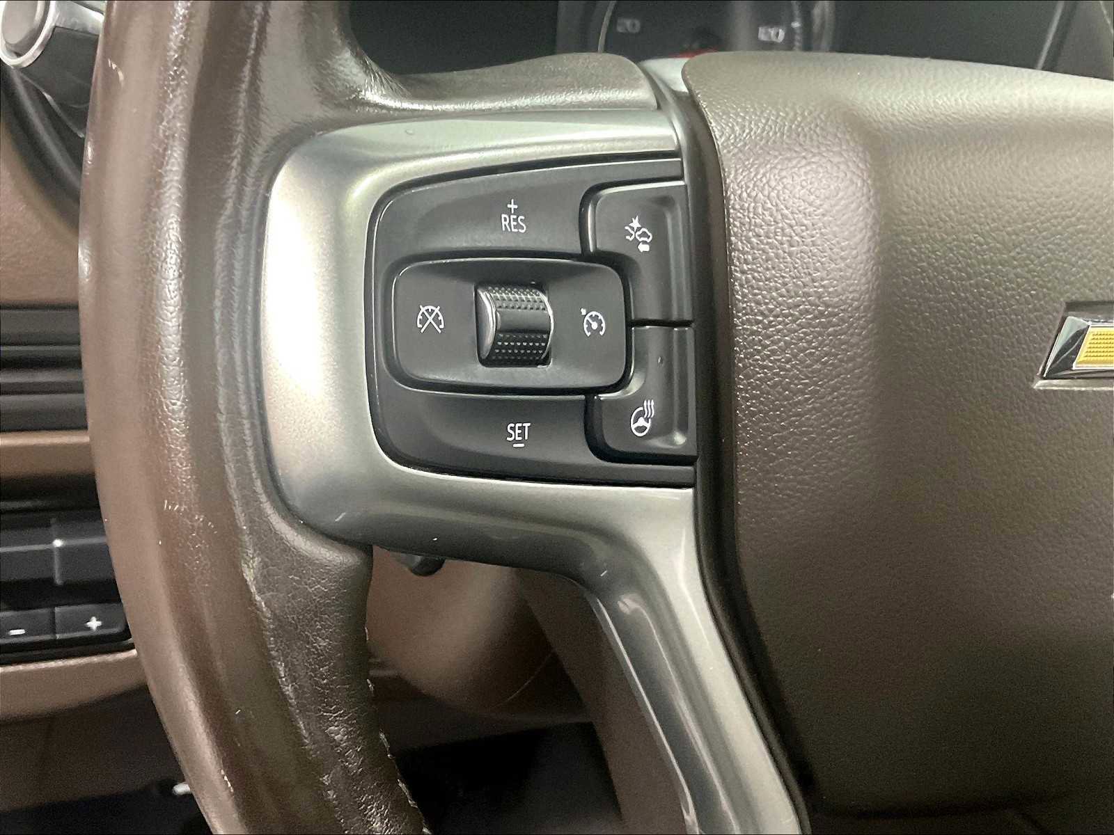 Used 2021 Chevrolet Tahoe LT w/ LT Signature Package image 24