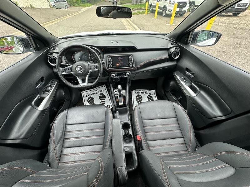 Used 2019 Nissan Kicks SR w/ SR Premium Package FWD image 17