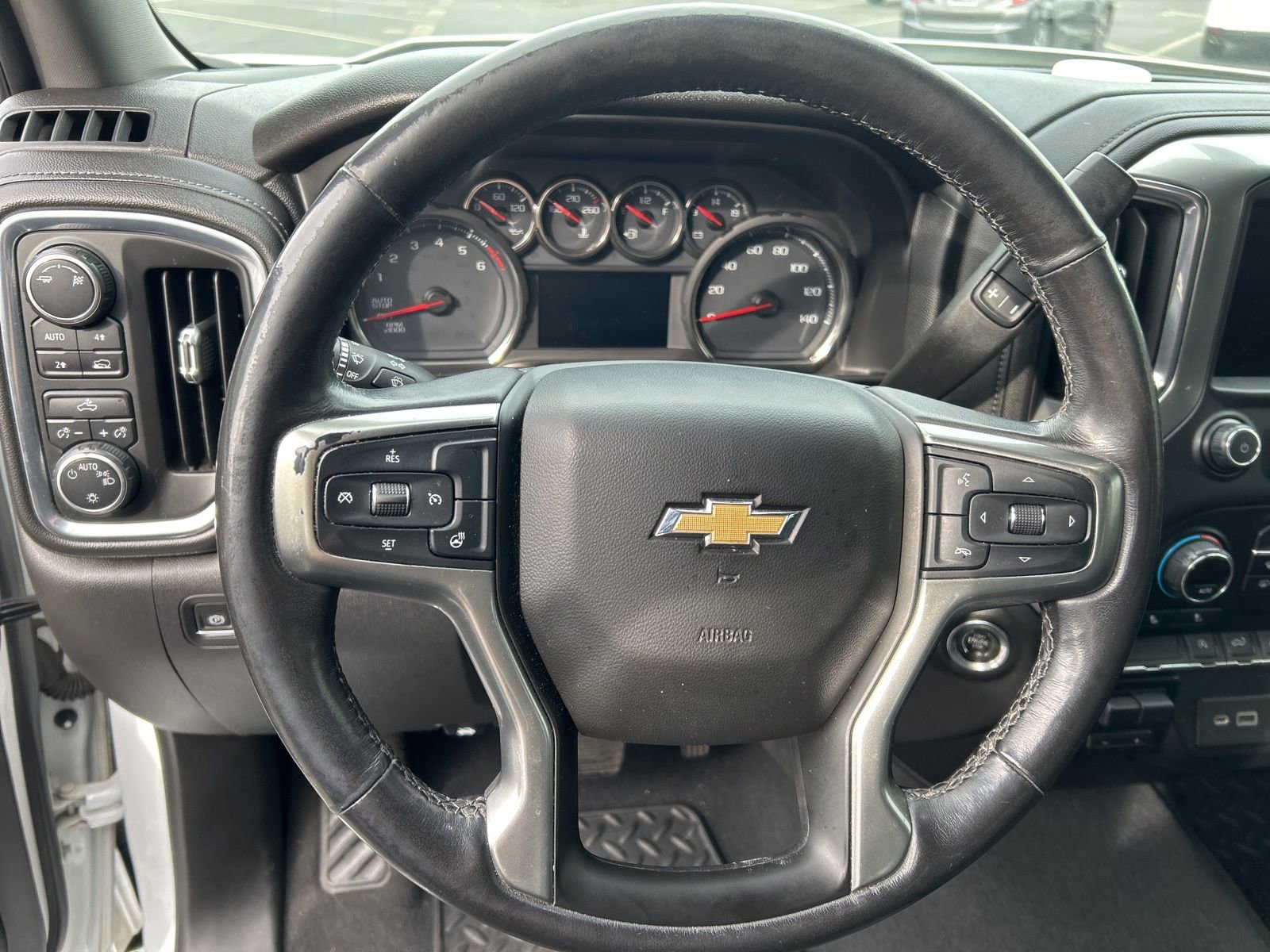 Used 2019 Chevrolet Silverado 1500 LT w/ All-Star Edition image 10