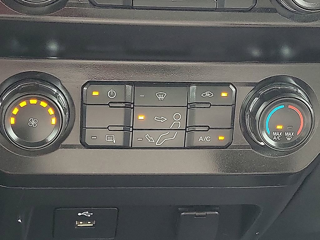 Used 2019 Ford F350 XL w/ Power Equipment Group AWD/4WD image 18
