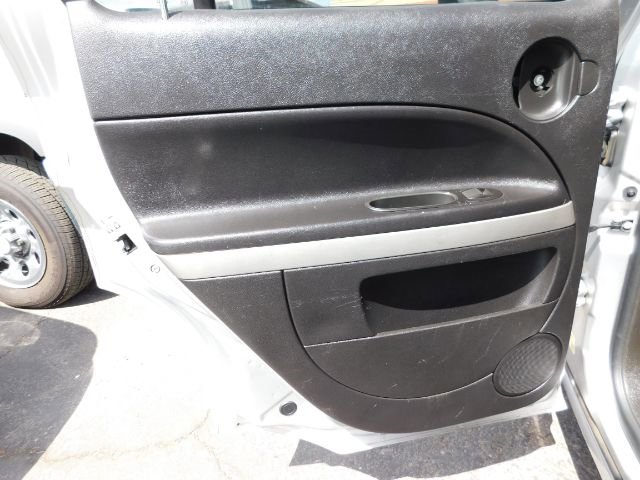 Used 2009 Chevrolet HHR LS image 14
