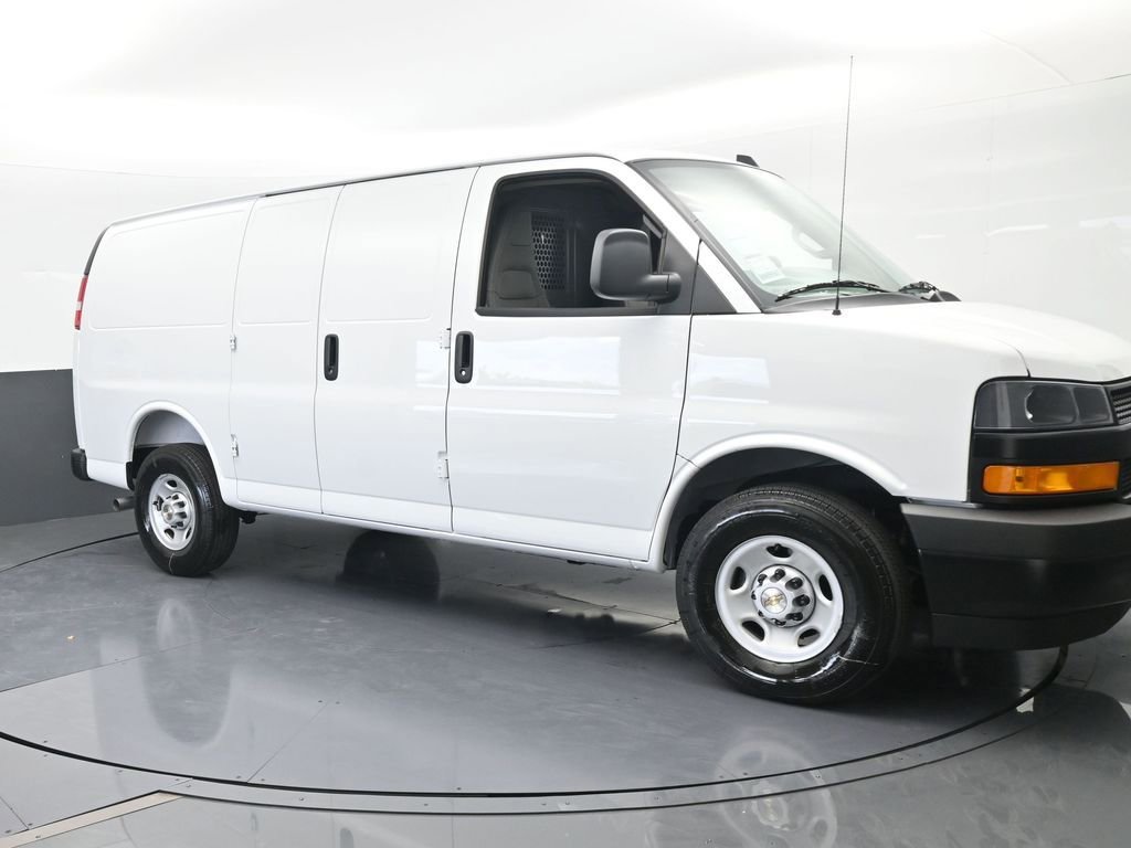 New 2025 Chevrolet Express 2500 w/ Driver Convenience Package image 8