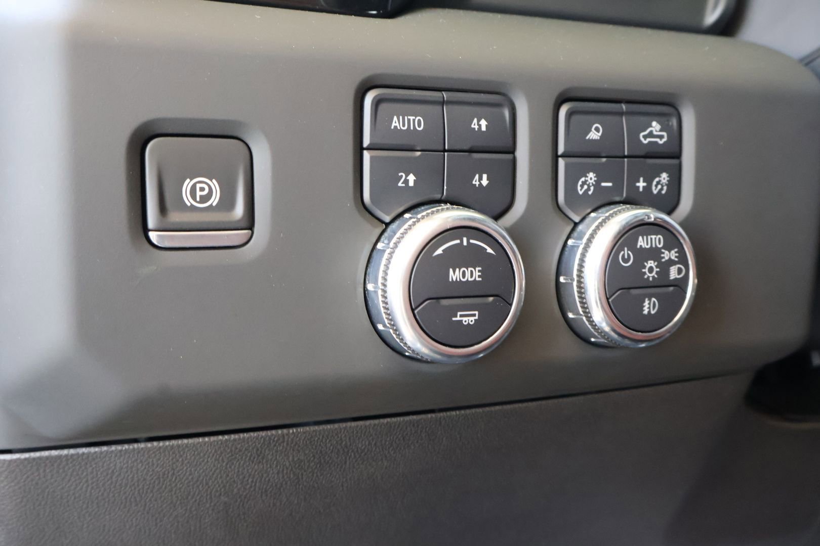 Used 2024 GMC Sierra 1500 Denali Ultimate AWD/4WD image 25