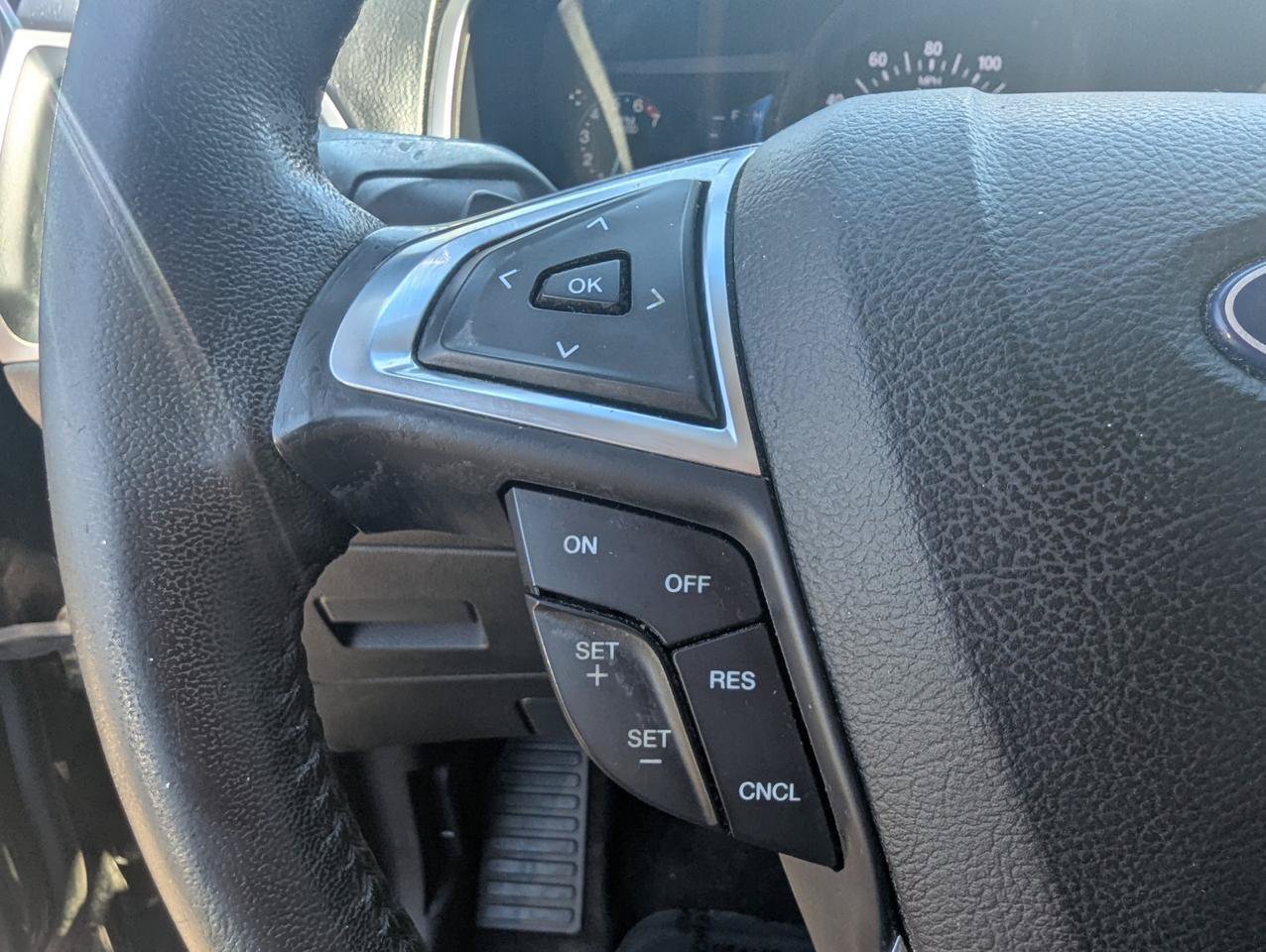 Used 2017 Ford Edge SEL w/ Equipment Group 201A AWD/4WD image 14