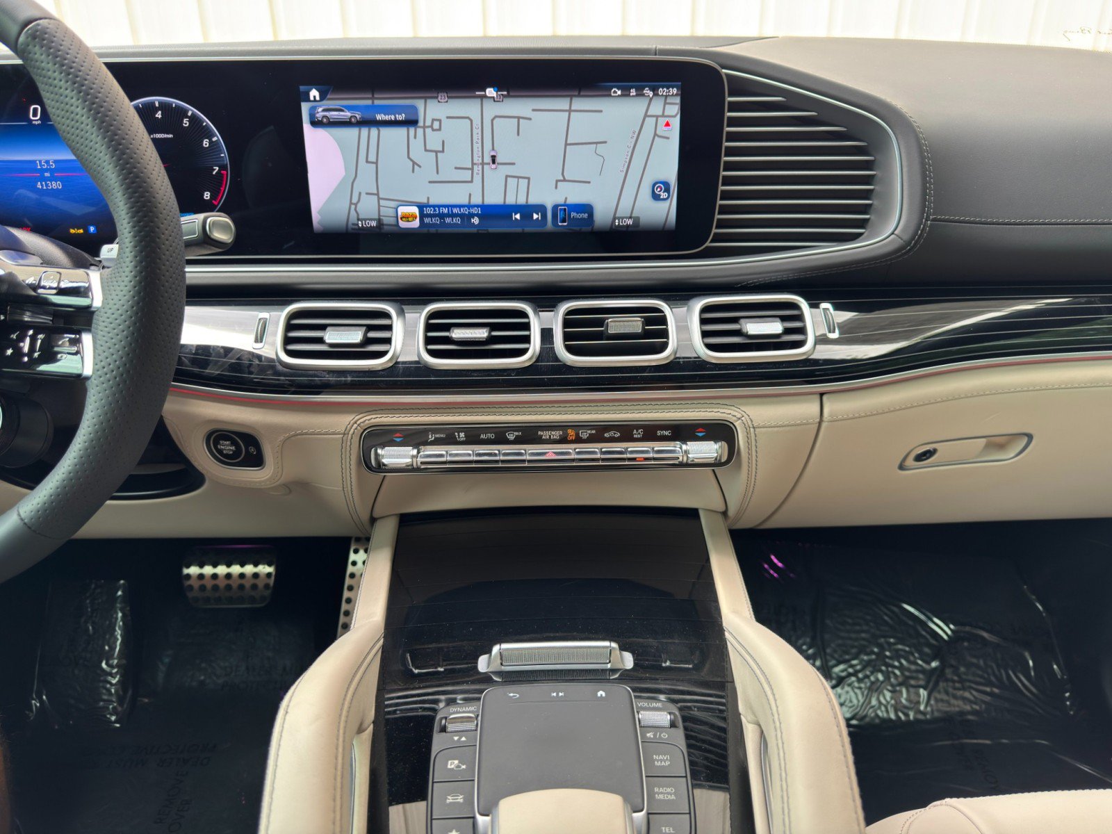 Used 2024 Mercedes-Benz GLS 63 AMG 4MATIC image 28