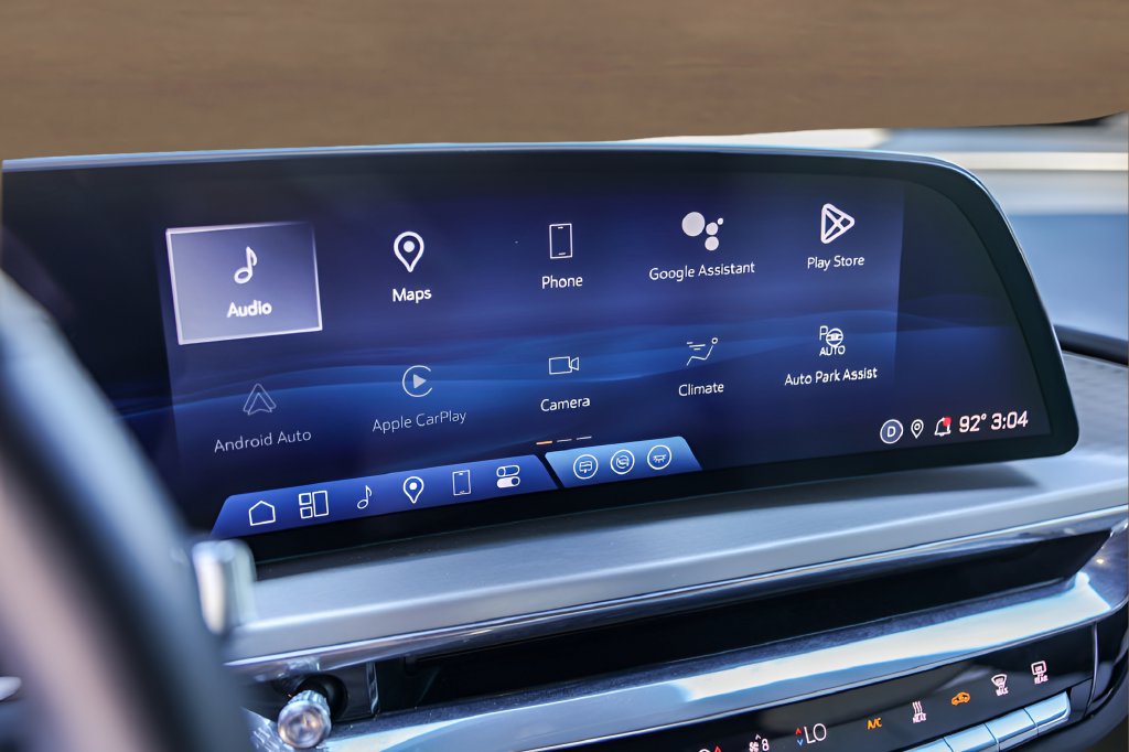 Certified 2024 Cadillac Lyriq Luxury RWD image 14