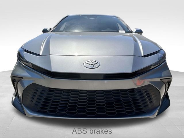 Used 2025 Toyota Camry SE FWD image 7