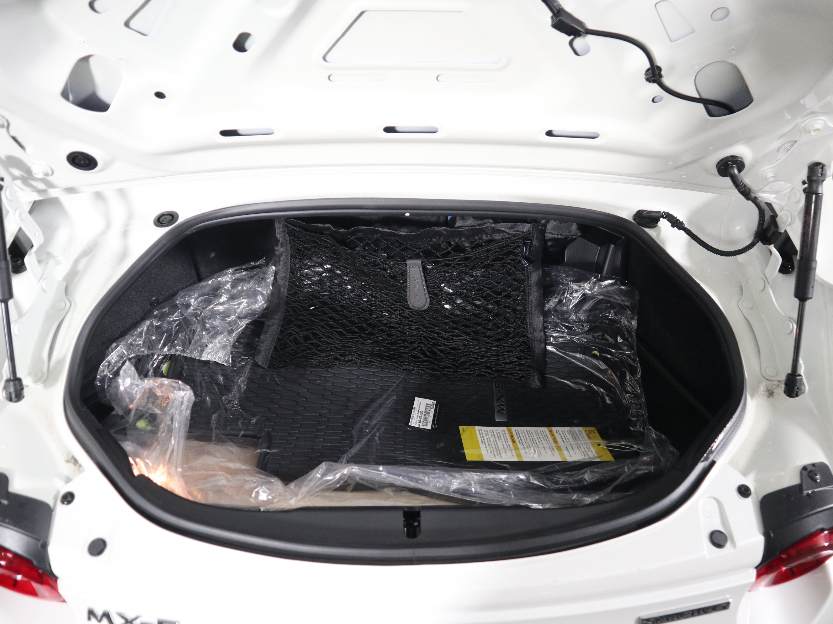 New 2026 MAZDA MX-5 Miata RF Grand Touring w/ Weather Package RWD image 6