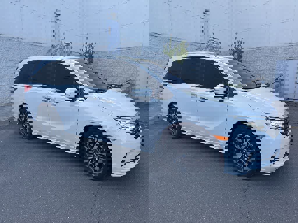 Certified 2023 Honda Odyssey Touring image 7