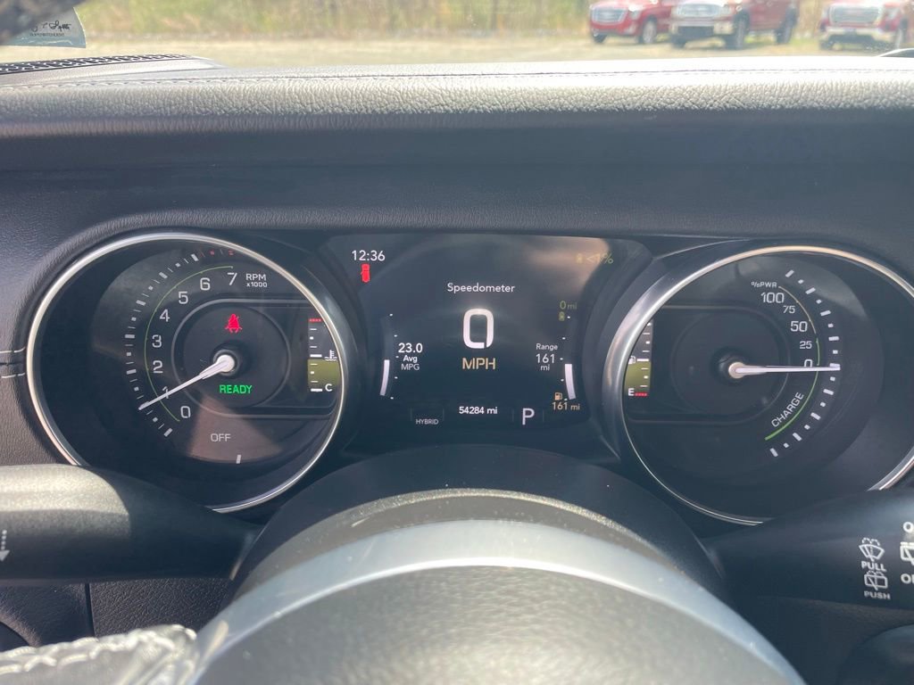 Used 2023 Jeep Wrangler Unlimited Sahara w/ Cold Weather Group image 29