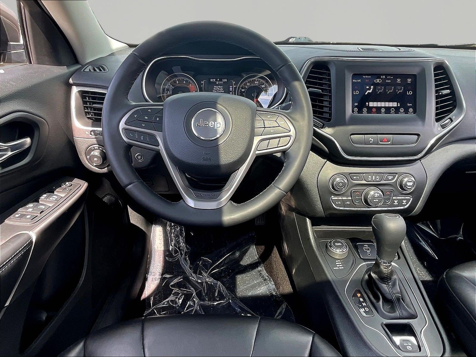 Used 2019 Jeep Cherokee Latitude Plus w/ Comfort/Convenience Group AWD/4WD image 8