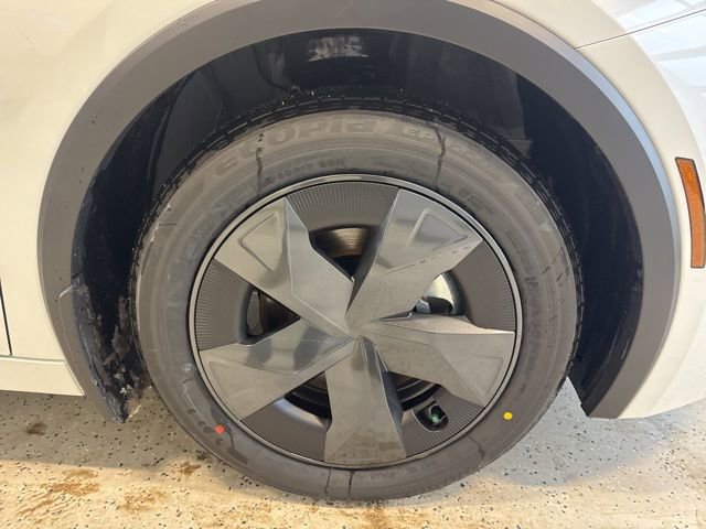 New 2026 Toyota Prius LE image 9