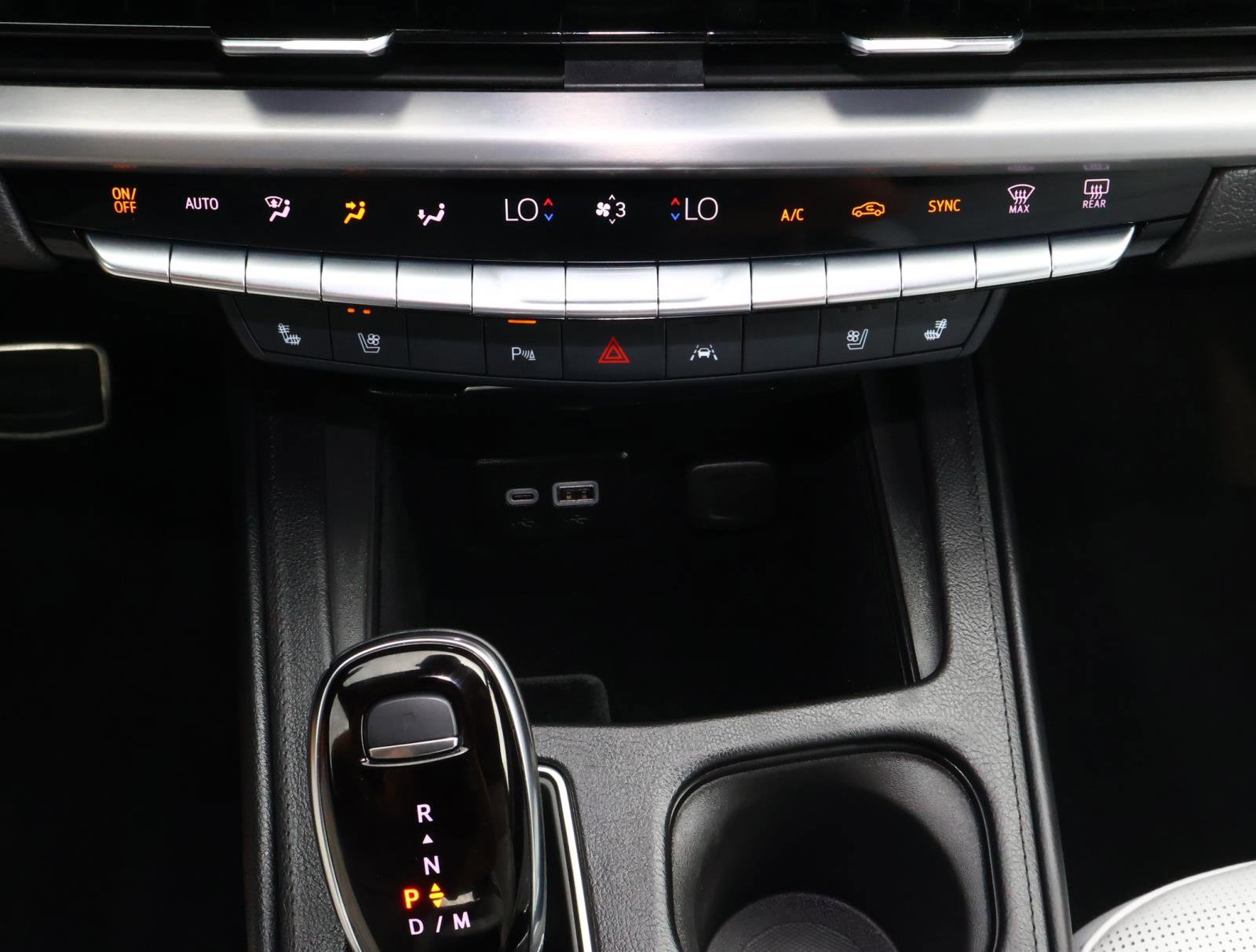 Certified 2024 Cadillac XT4 Sport image 32