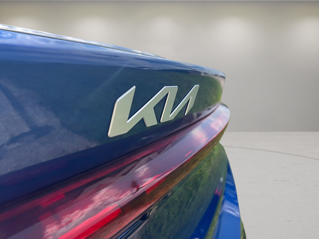 Used 2024 Kia K5 EX FWD image 33