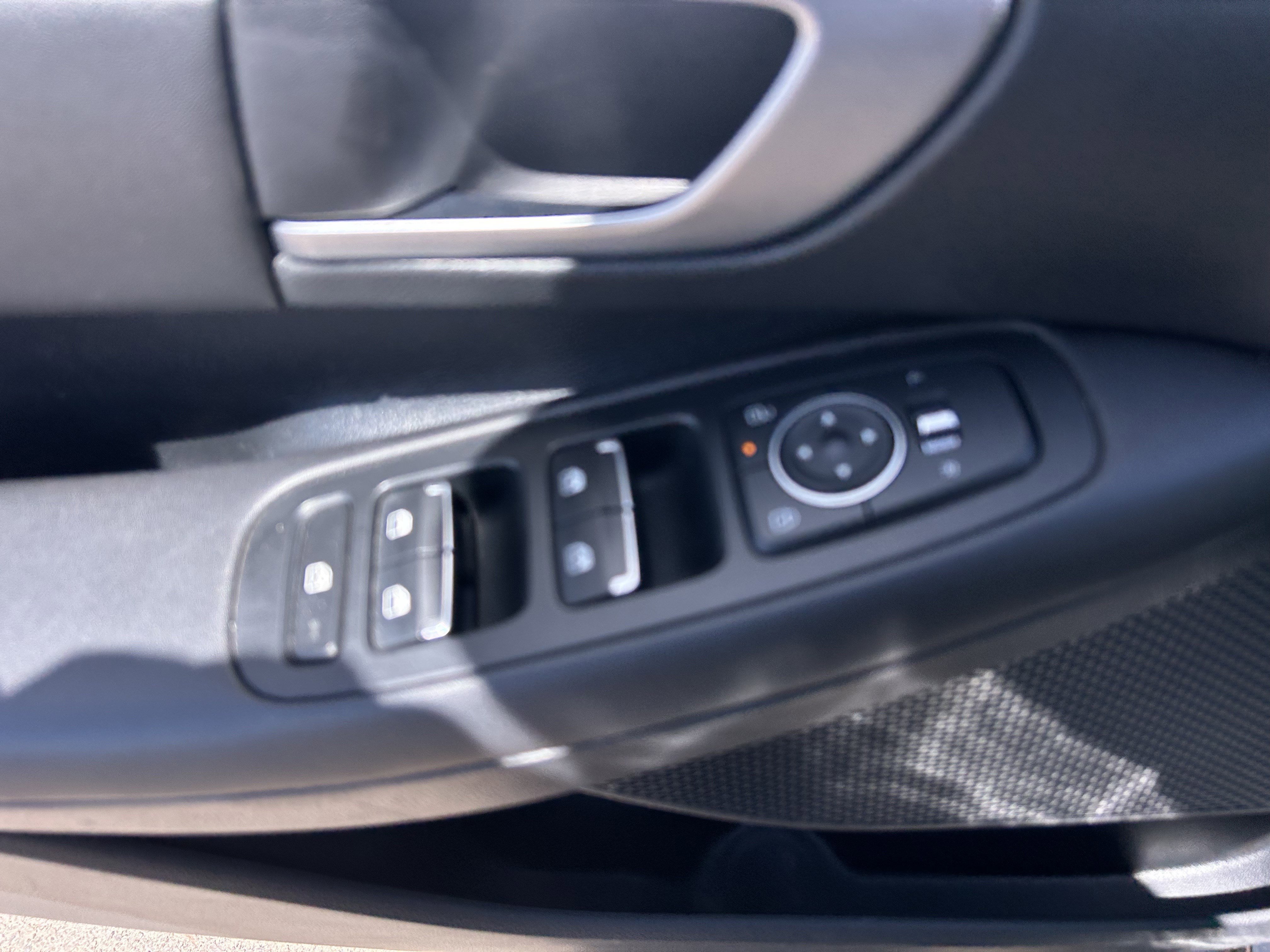 Certified 2024 Hyundai Sonata SEL FWD image 29