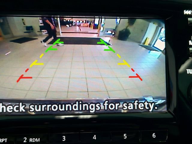 Used 2017 Nissan Murano S image 16