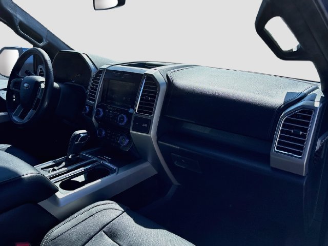 Used 2015 Ford F150 Lariat RWD image 29