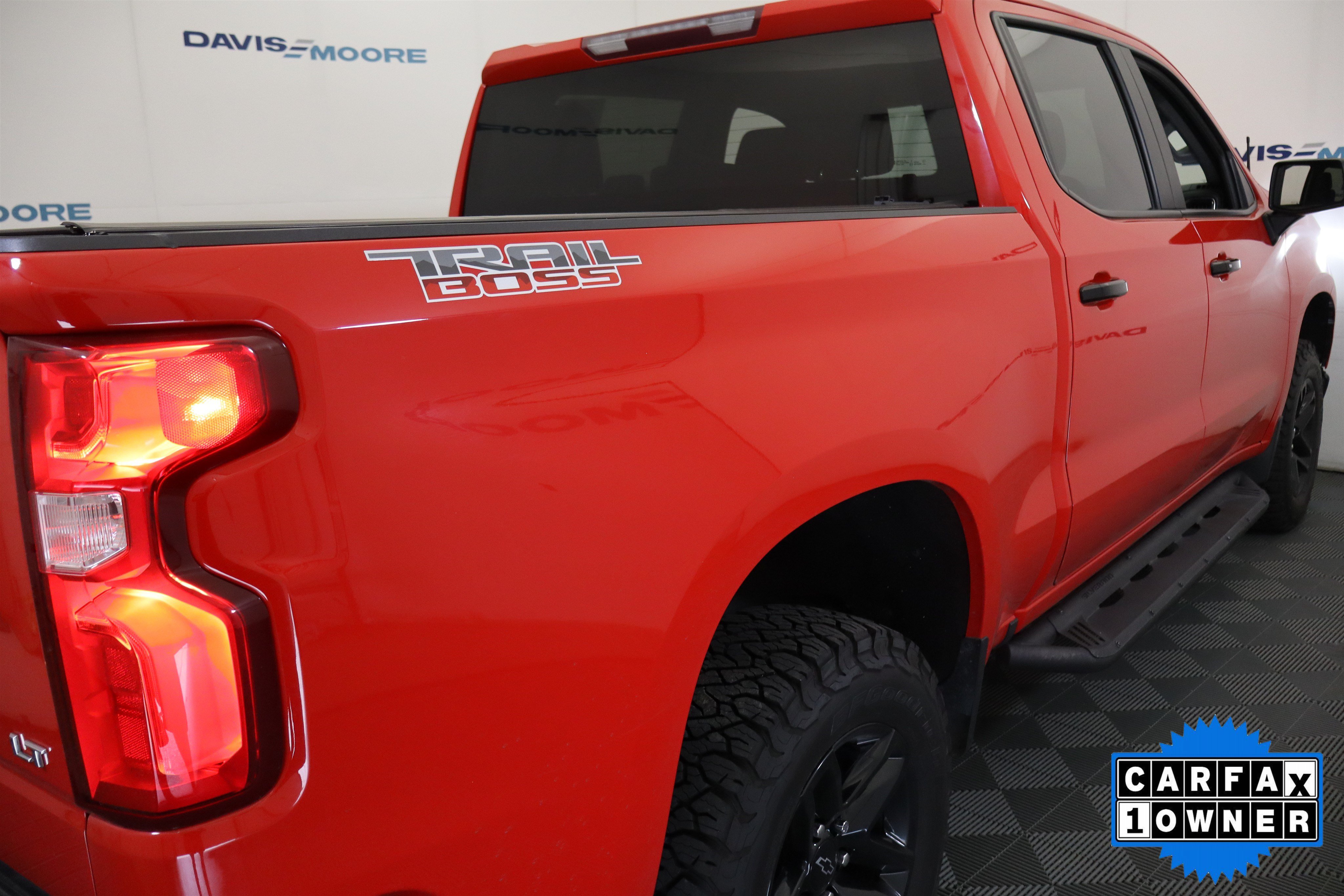 Used 2021 Chevrolet Silverado 1500 LT Trail Boss w/ Bed Protection Package AWD/4WD image 7