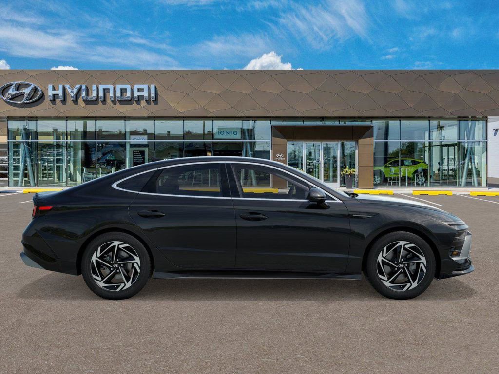 New 2026 Hyundai Sonata SEL FWD image 7