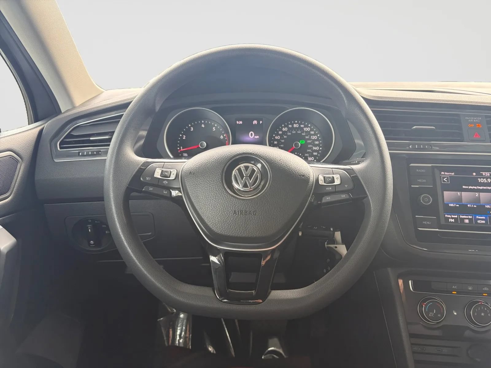 Used 2020 Volkswagen Tiguan S w/ 3rd Row Seat Package AWD/4WD image 28