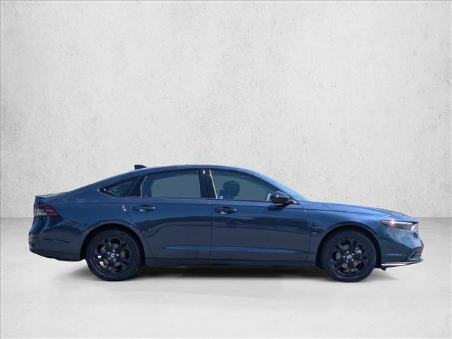 Certified 2025 Honda Accord SE image 4