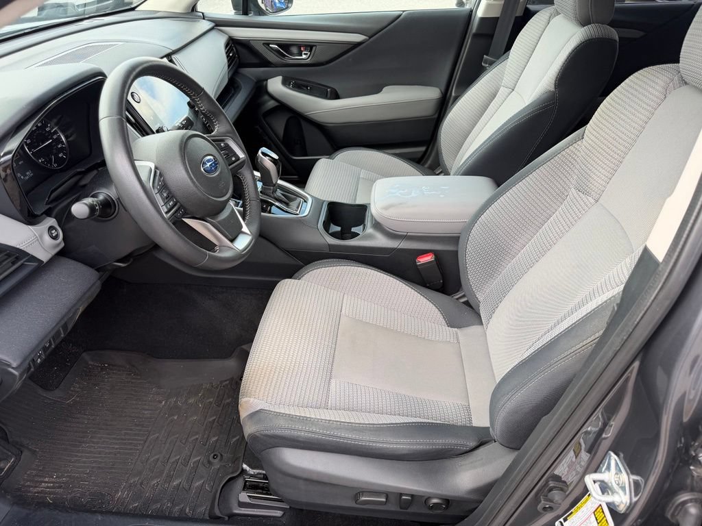 Used 2025 Subaru Outback Premium AWD/4WD image 24