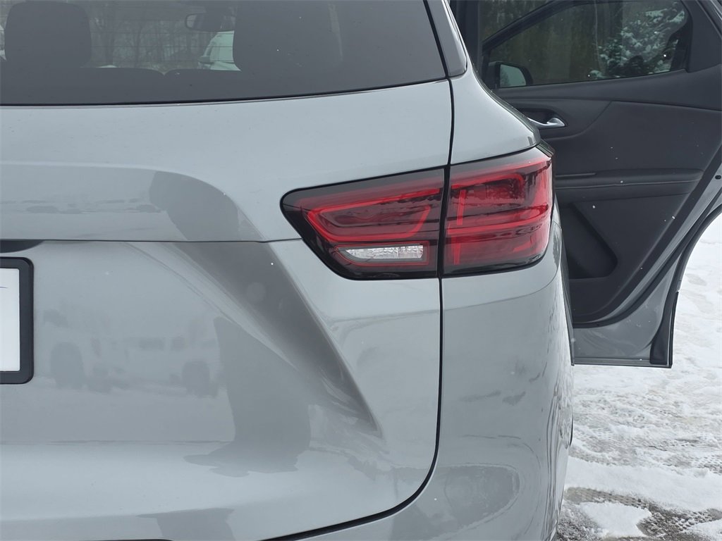 Certified 2023 Chevrolet Blazer LT w/ Convenience Package image 33