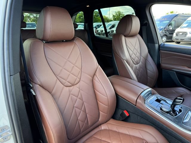 Used 2023 BMW X5 xDrive40i w/ Premium Package AWD/4WD image 18