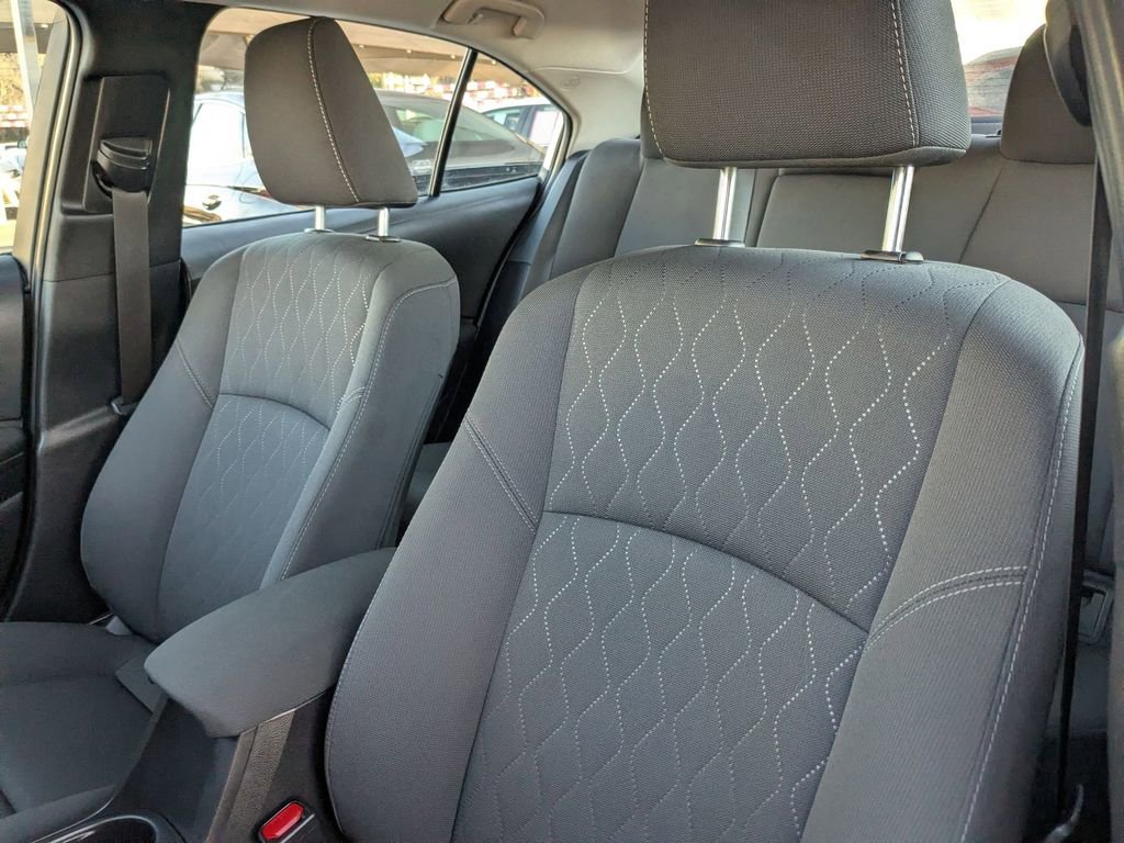 Used 2025 Toyota Corolla LE image 15