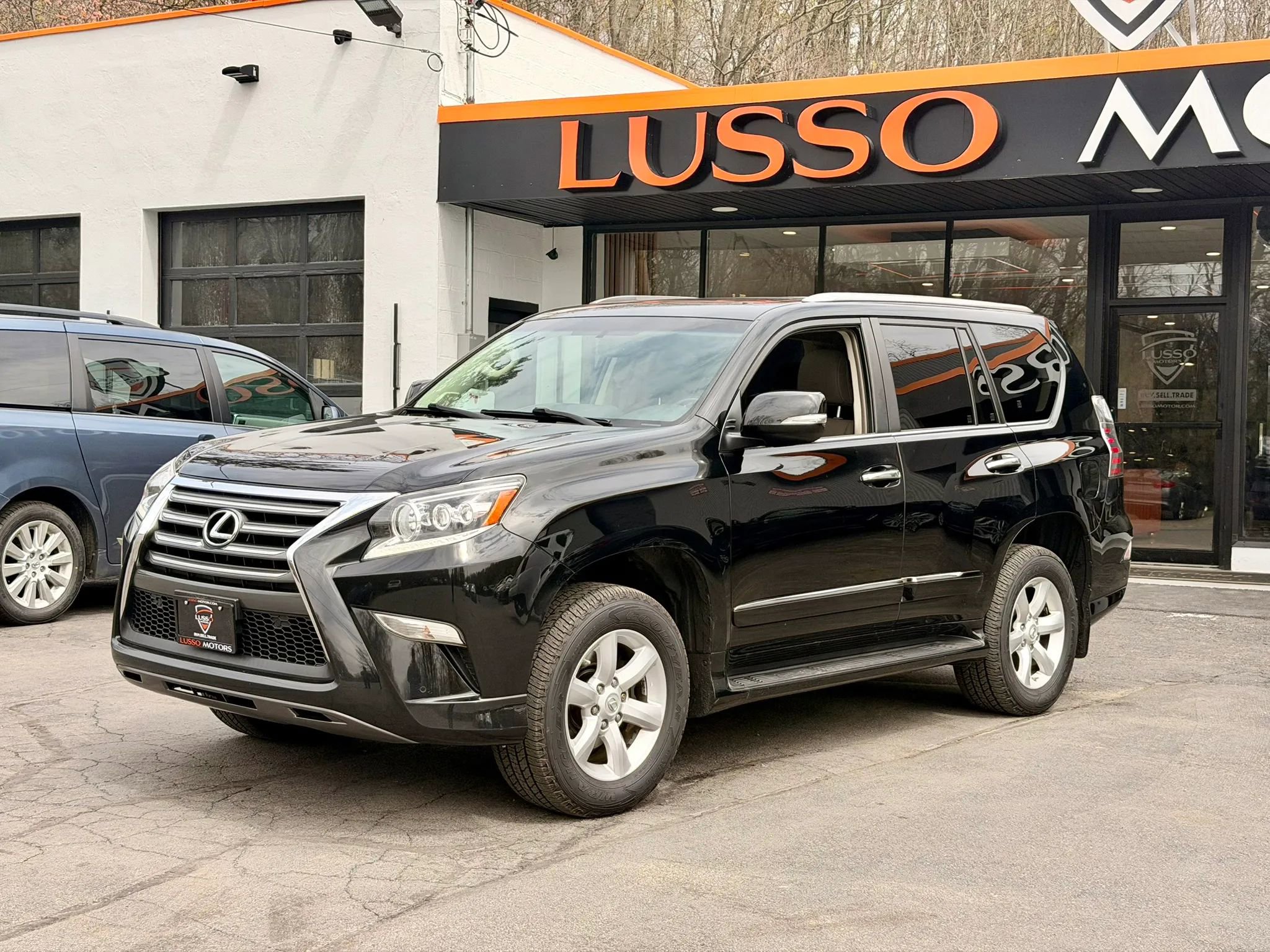 Used 2018 Lexus GX 460 w/ Navigation Package AWD/4WD image 42