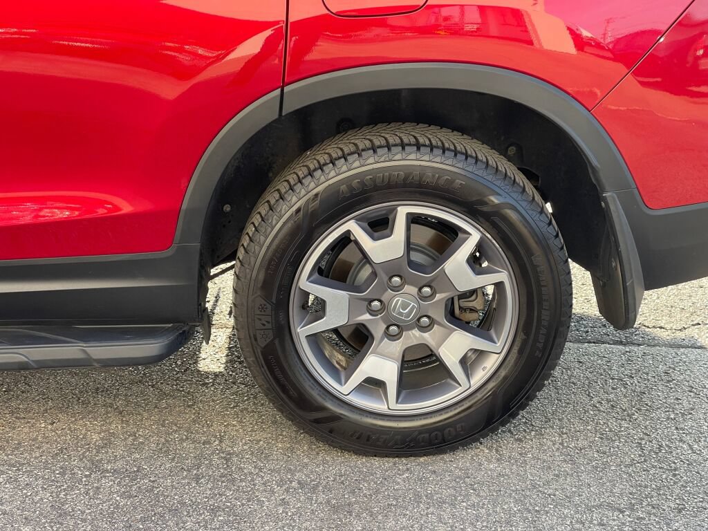 Used 2022 Honda Passport TrailSport image 37