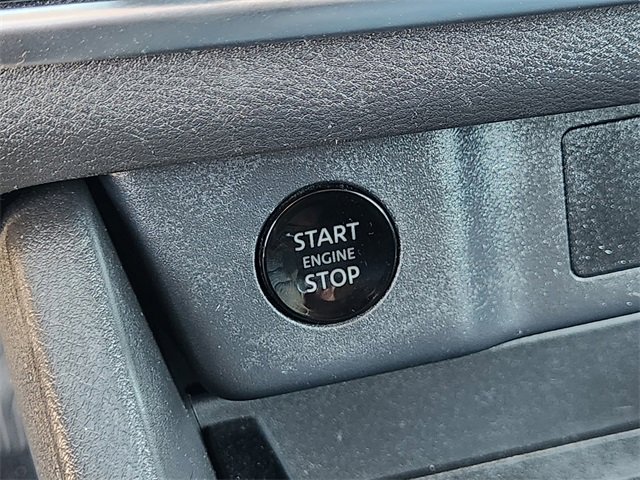 Used 2024 Nissan Rogue SV image 20