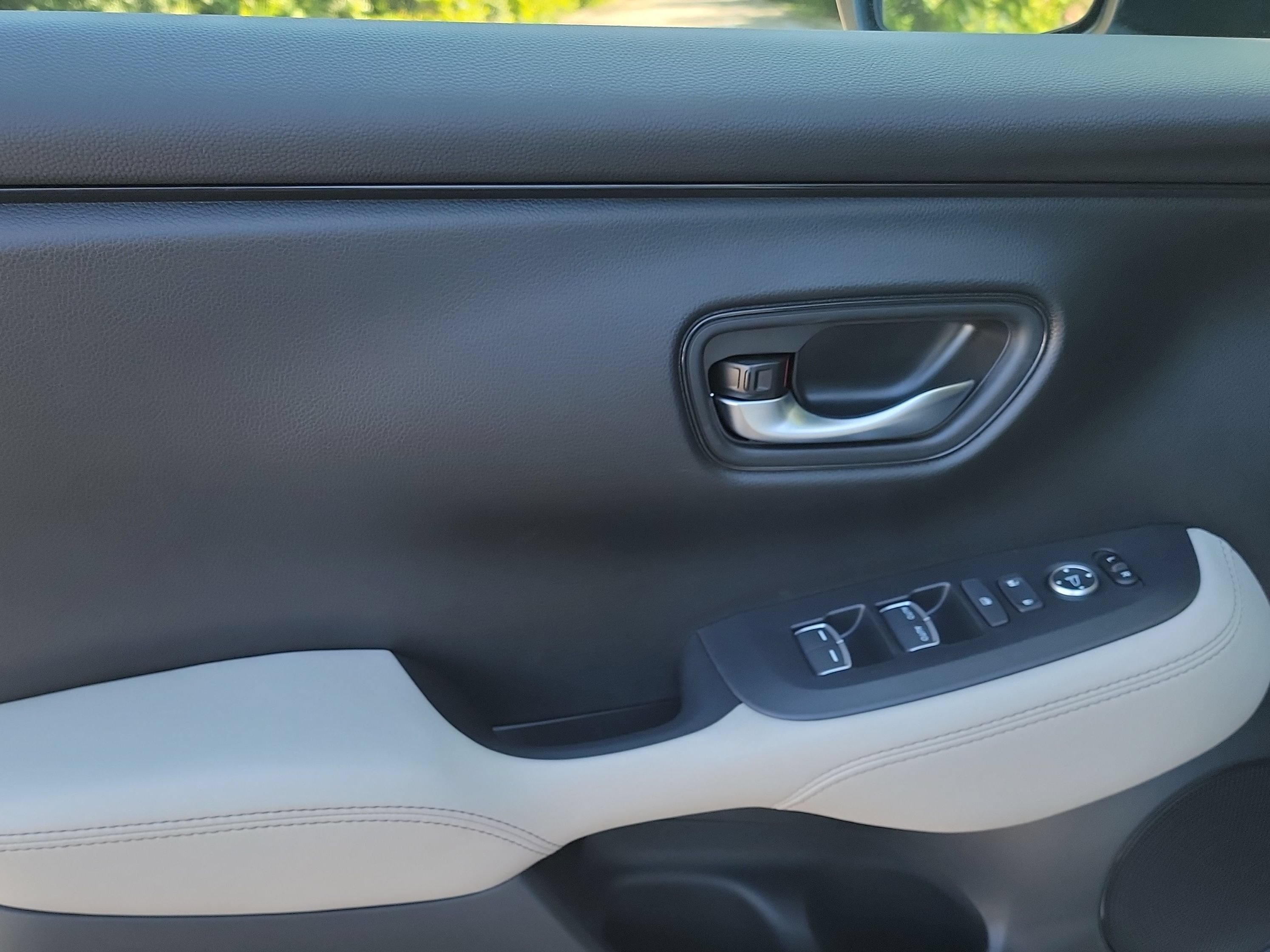 New 2027 Honda HR-V EX-L image 6