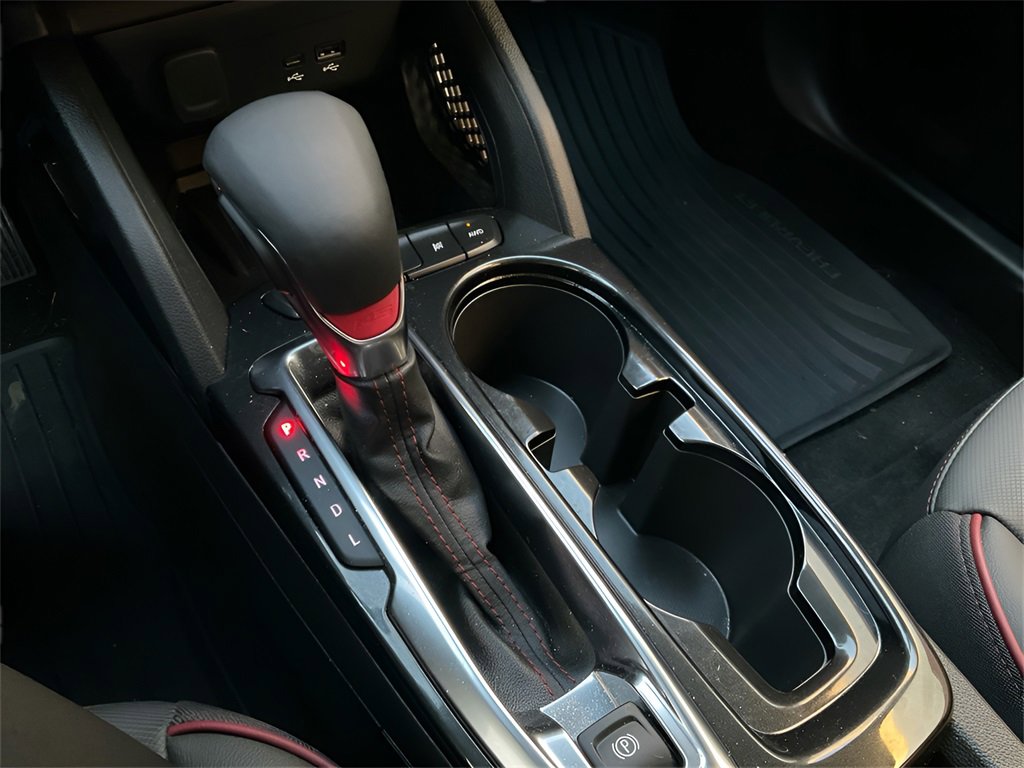 Used 2025 Chevrolet TrailBlazer RS w/ Convenience Package image 24