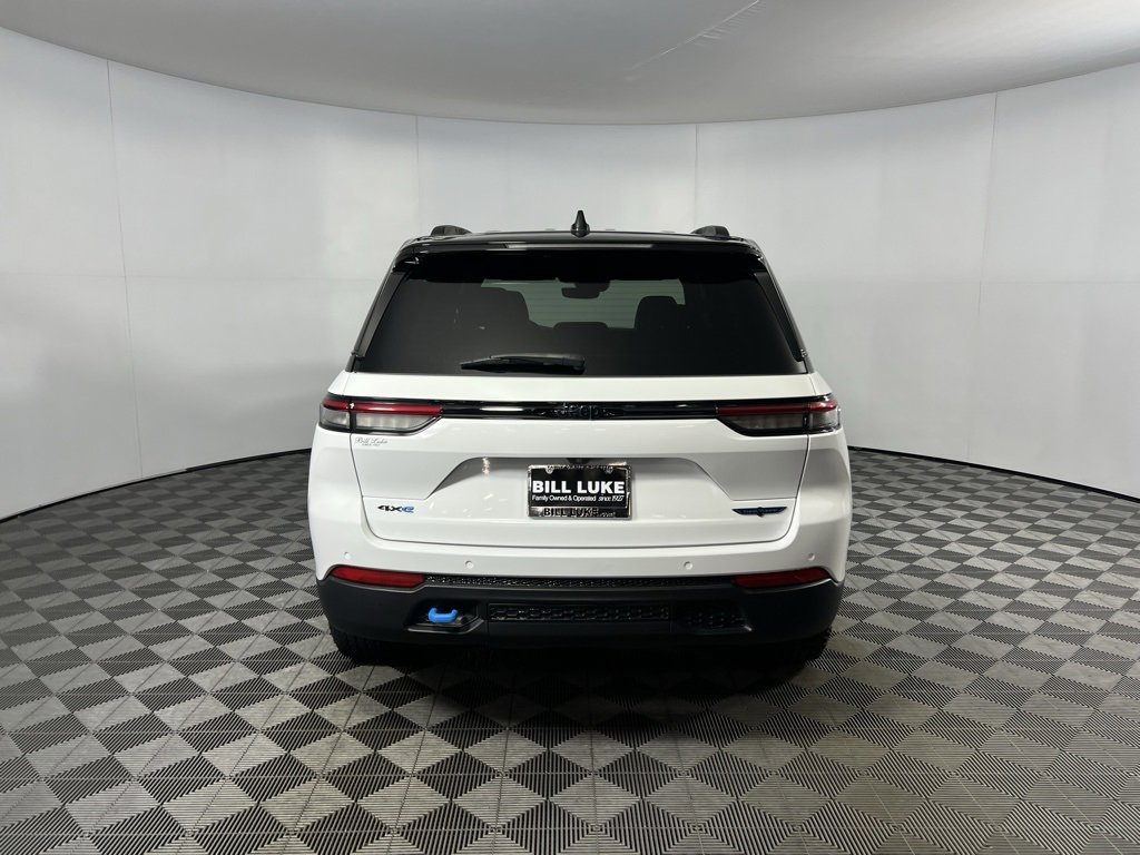 Used 2023 Jeep Grand Cherokee Trailhawk w/ Advanced Protech Group II image 7