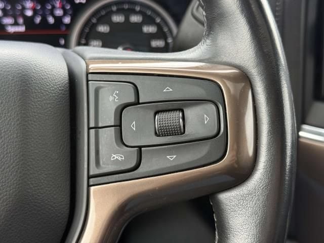Used 2020 Chevrolet Silverado 1500 High Country w/ Technology Package AWD/4WD image 25