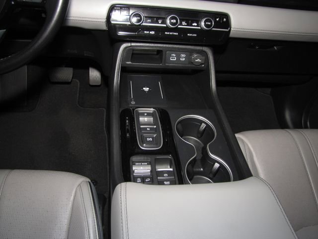 Certified 2024 Honda Pilot Elite image 17