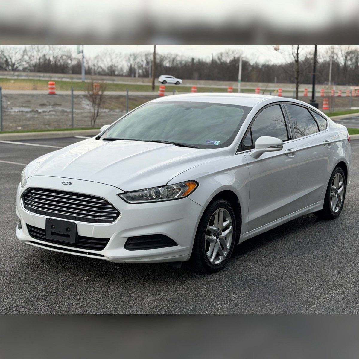Used 2014 Ford Fusion SE image 4