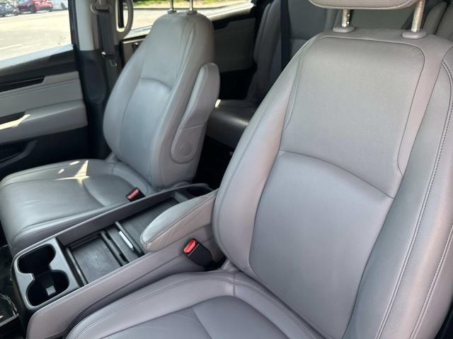 Certified 2023 Honda Odyssey Touring image 21