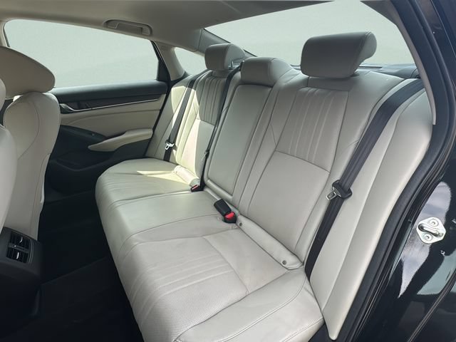Certified 2018 Honda Accord Touring image 16