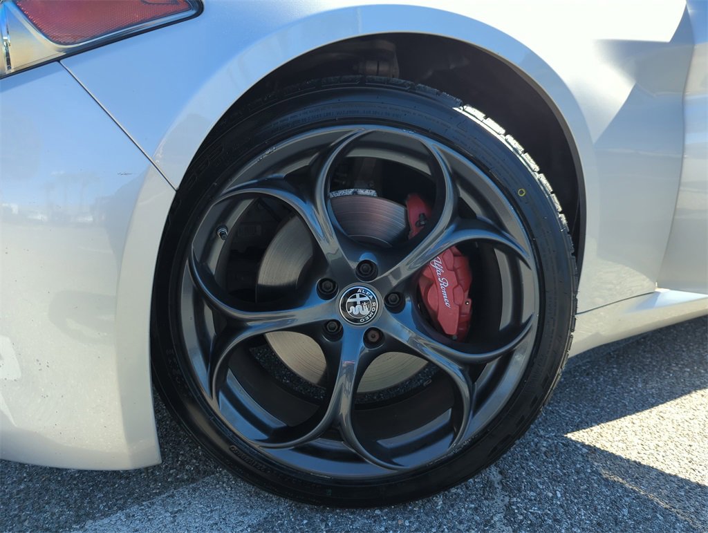 Used 2019 Alfa Romeo Giulia Base image 47