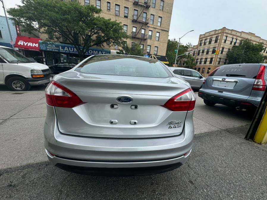 Used 2017 Ford Fiesta S image 6