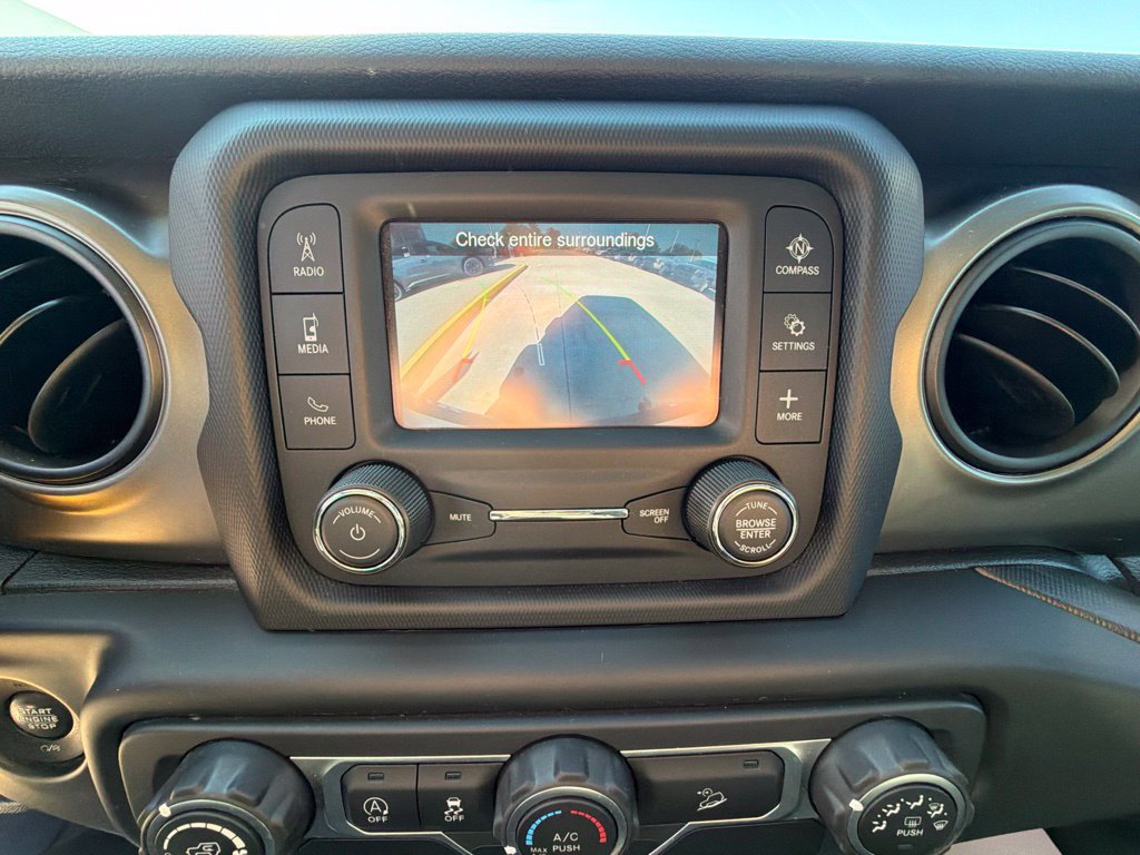 Used 2019 Jeep Wrangler Unlimited Sport S AWD/4WD image 18
